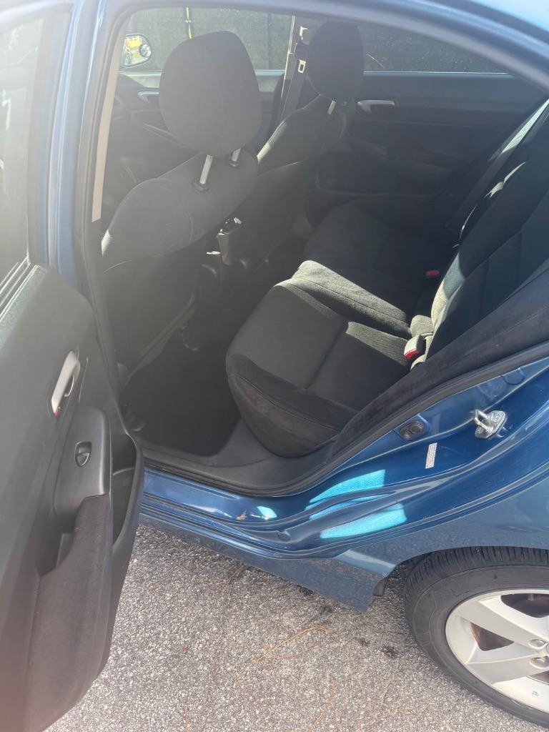 2010 Honda Civic LX-S - Photo 6